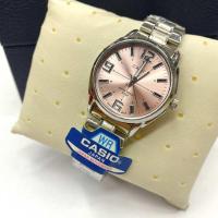 ราคา New ใหม่ล่าสุด นาฬิกาข้อมือผู้หญิงแฟชั่น casio สีใหม่ นาฬิกาคาสิโอสายสแตนเลสแท้ ปัดเรียบรุ่นขายดีกันน้ำได้ ฟรี ถ่านสำลอง (12496998314)