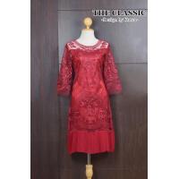 ราคา M XL The classic เดรสแขนสามส่วน ใช้ผ้าซีทรูปักลายดอกไม้ทั้งตัว cutting สวย งานปักลายประณีต ชายระบายชีฟองอัดพลีท (18572013990)