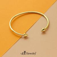 ราคา 555jewelry กำไลข้อมือสแตนเลส สตีล ทรงตัว C หัวกำไลดีไซน์เก๋ สไตล์คลาสสิก รุ่น MNC BG409 กำไลข้อมือสแตนเลส กำไลข้อมือผู้หญิงข้อมือแฟชั่น BG26 (1404654281)