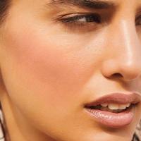 ราคา พร้อมส่ง VICTORIA BECKHAM BEAUTY Cheeky Posh Cream Blush Stick 2g CHOOSE ONE COLOR (11190496187)