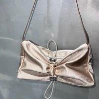 ราคา พร้อมส่งจากไทย กระเป๋าผ้ากลิตเตอร์ทรงเกาหลี I114 (19114377442)