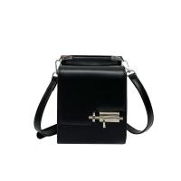 ราคา แฟชั่นความจุสูงกระเป๋าสะพายข้างทรงกล่องสำหรับผู้ชายกระเป๋าทรงกล่องคุณภาพสูงกระเป๋าสะพายไหล่ล็อกหัวเข็มขัด (19793251202)