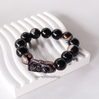 ราคา PIXIU กำไลหินประดับปี่เซียะ ดวงตาสวรรค์ อาเกตดำ เกรดพรีเมียม ขนาด 14 มม สร้อยข้อมือหินแท้ by siamonlineshop (17193828048)