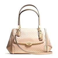 ราคา กระเป๋าถือ COACH แท้ รุ่นหรูจาก Shop ทรงสวย ผ้าลาย Coach Op Art สายหนังแท้ มีสายยาว สวยหรูมาก COACH 27848 MADISON OP ART PEARLESCENT MADELINE EAST WEST SATCHEL (13638514)