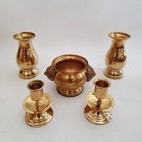 ราคา ชุดsetกระถางธูปทองเหลือง 3 นิ้วครึ่ง ้เชิงเทียนจาน 5 นิ้ว แจกันทองเหลืองทรงอ้วน 5 นิ้ว (8966358674)