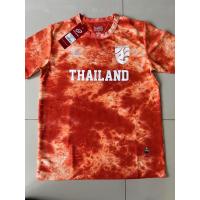 ราคา เสื้อไทยโทน Ego Sport เสื้อกีฬาลายไทยโทน เสื้อลายมัดย้อมคอกลม โลโก้ทีมชาติ (18440841799)