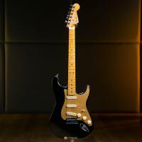 ราคา Fender American Ultra Stratocaster กีตาร์ไฟฟ้า (18342918112)