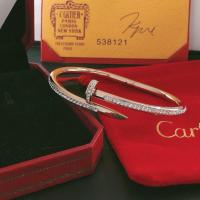 ราคา ในไทย กว่าร้านจีน กำไลตะปู รุ่นเพชรรอบวง มีปั๊มคาเทียร์ งานสแตนเลสสตีลแท้ บริการเก็บเงินปลายทาง (16159616143)