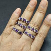 ราคา แหวนอเมทิสต์เจียรเหลี่ยม 3 เม็ด ตัวเรือนโลหะ ฟรีไซส์ (17699508050)