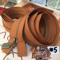 ราคา 5 ซิป หัวซิป Handmade ฟันทองเหลืองรมดำ มีให้เลือกหลายขนาด ซิปตัด ซิปควิลท์ ซิปฟันเหล็ก เบอร์ 5 สีน้ำตาล (6272604925)