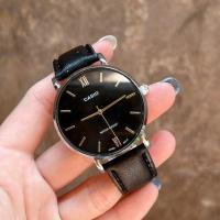 ราคา Watchtime นาฬิกาข้อมือแฟชั่นผู้หญิง หน้าปัดโรมันแท้ขอบบาง มีสองขนาด 38 32 มม สายหนังวินเทจ พร้อมกล่องคาสิโอ้สีน้ำเงิน (15205046218)