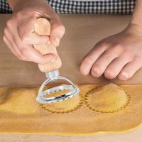 ราคา 3PCS Ravioli Pasta Cutter Set Ravioli Stamp Maker with Wooden Handle Ravioli Cutter Pasta Cutter for Ravioli Pasta Dumplings Lasagna Pierogi (20703985313)
