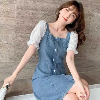 ราคา กระโปรงแขนสั้น ชุดเดรสยีนส์สั้น เดรสเเขนกุดผู้หญิง เดรสแบบหวาน แฟชั่นเกาหลี สวมใส่สบาย เล็ก เอียง ย้อนยุค (21229788117)