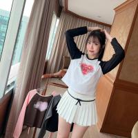 ราคา เสื้อแขนยาวทรงCrop Top ลาย Sporty Ribbon ผ้านุ่มพิเศษ แบรนด์ hart (21167791526)