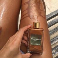 ราคา Madam Dum Tanning Oil มาดามดำ สีแทน เปลี่ยนผิวแทน ทาผิว บำรุงผิว อาบแดด ผิวเนียน (21349059012)