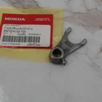 ราคา ก้ามปูเปลี่ยนเกียร์ซ้าย L เวฟ110i 21 เวฟ125i 23 ราคา 1ชิ้น 24212 K1M T00 (19004062660)