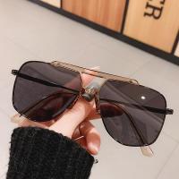 ราคา สไตล์นักบินแว่นตาแฟชั่นป้องกันแสงสีฟ้าแว่นตาทรงเหลี่ยมโลหะครึ่งกรอบแว่นตาผู้หญิงแว่นคอมพิวเตอร์กรอบ PTQ (13551679694)