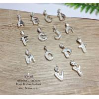 ราคา จี้เงินแท้ จี้ตัวอักษร ประดับเพชร cz งานชิ้นไม่เล็กไม่ใหญ่ไปค่ะ ขนาดประมาณเหรียญ 25 สตางค์ เรือนเงินแท้ (900976263)