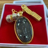 ราคา พร้อมส่ง จี้เหรียญ ไอ้ไข่เด็กวัดเจดีย์ พร้อมนํ้าเต้าไอ้ไข่ (14570922682)