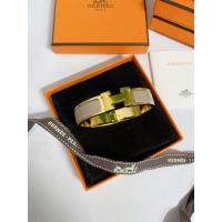 ราคา สอบถามก่อนกดซื้อ แท้ New Hermes clicclac bracelet PM 16 ซม อุปกรณ์ กล่อง บุ๊ค ถุงผ้ากำมะหยี่ ริบบิ้น (18568170879)