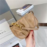 ราคา ใหม่ กระเป๋าแฟชั่น สะพายไหล่ สายโซ่คล้อง กระเป๋าสำหรับผู้หญิง กระเป๋าหนัง กระเป๋าสะพายข้าง สไตล์เกาหลี แฟชั่นมาใหม่ (19826503368)