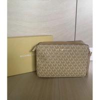 ราคา COD Mk กระเป๋ากล้องกระเป๋า CROSSBODY ผู้หญิงนำเข้า SLINGBAG พรีเมี่ยม AAA ฟรีกล่องแม่เหล็ก Christmas Gift (16542045344)