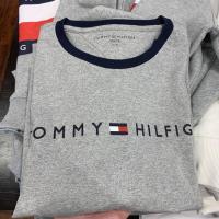 ราคา Tommy Hilfiger ของแท้เสื้อยืดแขนสั้นสีขาวผ้าฝ้ายบริสุทธิ์สำหรับผู้ชายเสื้อยาวปิดถึงก้นลำลองครึ่งแขน (17221323853)