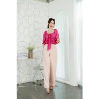 ราคา เซ็ท 2 ชิ้น เสื้อครอปแต่งโบว์อก แขนตุ๊กตา แผ่นหลังสม็อค กางเกงขายาวผ้าซาร่า เอวเรียบ ซิปข้าง (19726294112)