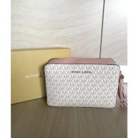 ราคา COD Mk กระเป๋ากล้องกระเป๋า CROSSBODY ผู้หญิงนำเข้า SLINGBAG พรีเมี่ยม AAA ฟรีกล่องแม่เหล็ก Christmas Gift (16542045342)