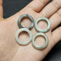 ราคา แหวนหยกพม่า แหวนหยกแท้ งานคัดสวยๆ (17699438348)