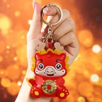 ราคา UNI กระเป๋าใส่โทรศัพท์มือถือลายการ์ตูนน่ารักๆถือเหรียญทองแดงนำโชคกระเป๋าเป้สะพายหลังอุปกรณ์เสริมสำหรับรถยนต์ (20808619389)