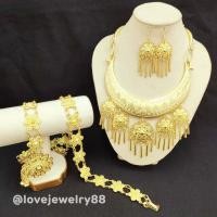 ราคา ชุดเครื่องประดับชุดไทย สีทอง 3 ชิ้น ต่างหู สร้อย เข็มขัด ออกงานต่าง ๆ มีหลายแบบให้เลือก สินค้าพร้อมส่งจากประเทศไทย (20654418252)