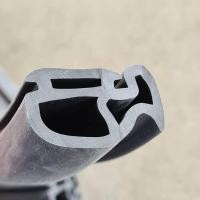 ราคา ยางขอบ กั้นกระจกหน้า รถแม็คโคร โกเบ kobelco sk200 8 sk200 8 super xm กั้นกระจกหน้า บานล่าง บน ยางขอบกระจก อะไหล่รถขุด (20824752145)