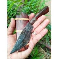 ราคา มีดเหน็บ มีดอีเหน็บ อีเหน็บ E Nep เหน็บสั้น มีดหมอ มีดพก มีดเดินป่า ใบ 4 2 SUP9 ตีร้อนชุบแข็ง ผิวไฟ ตอกลาย คอลายไทย ด้ามฝักพะยูง รัดหวายถัก (18990652895)