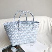 ราคา กระเป๋าผู้หญิงแบบใหม่ปี2023กระเป๋าแบบหิ้วตะกร้าผักยอดนิยมกระเป๋าสานฟางทำด้วยมือความจุใหญ่กระเป๋าชายหาดกระเป๋าถัก (819164868)