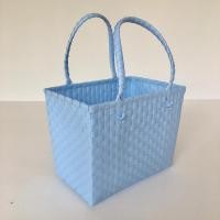 ราคา ตะกร้าสาน เส้นพลาสติกสาน ตะกร้าสานพลาสติก ตะกร้าใส่ของ ตะกร้าจ่ายตลาด ตะกร้าสานกระทัดรัด สีพื้น ขนาด กว้าง18 ยาว 29 สูง21 5 CM (20865265148)
