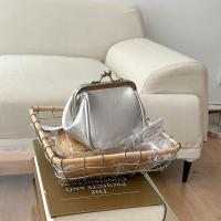 ราคา Yitongchuan ใหม่กระเป๋าคลิป Messenger เกาหลีเฉพาะกลุ่มระดับไฮเอนด์กระเป๋าสะพายข้างเดียวซองจดหมายมินิ กระเป๋าใบเล็กสายโซ่แฟชั่น (20517160405)