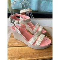 ราคา ส้นเตารีด แท้ ความสูง 2 5 นิ้ว พร้อมส่ง ส้นสูงรัดส้น (20791079895)