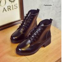 ราคา พร้อมส่งในไทย รองเท้าบูทหุ้มข้อ รองเท้าแฟชั่นสวยๆพร้อมส่ง รองเท้าคัชชู เชือกผูก ทรง casual ใส่เที่ยวหรือใส่ทางการก็ได้ ส่งเร็วมาก (18987851606)