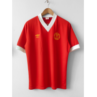 ราคา เสื้อบอลย้อนยุค ลิเวอร์พูล ชุดแชมป์ยุโรป สมัยแรก 1977 (21321772709)