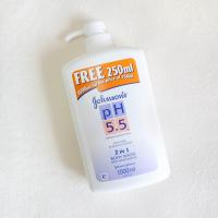 ราคา ครีมอาบน้ำ จอห์นสัน Johnson s pH 5 5 2 in 1 Body Wash with Moisturizers 1000 ml (20957053947)