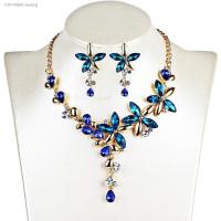 ราคา HN Korean New Beautiful Temperament Necklace Earring Set New Crystal Colorful Five Leaf Flower Earring Necklace Set Fashion Versatile Women Jewelry Set ซื้อทันทีเพิ่มลงในรถเข็น (16595194154)