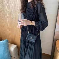 ราคา CHAWY Chiffon dress C4351 เดรสยาวอัดพลีท เดรสยาวอัดพลีท มี 4 สี ดำ เบจ แดง ม่วง (21334444332)