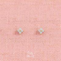 ราคา Pretty Moment ต่างหูเงิน ดาว ประกาย เพชร cz ต่างหู ตุ้มหู 925 มินิมอล ของขวัญ (16437658966)