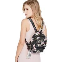 ราคา กระเป๋า เป้ กระเป๋าสะพาย GUESS Factory Womens Gesabel Convertible Gym Backpack ของแท้ (827388586)