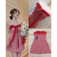 ราคา STYLISTA เดรสเกาะอกแต่งโบว์ผูกสีแดง สีสดสวยแพลตเทินดีงาม (21170454517)