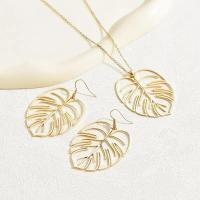ราคา ชุดเครื่องประดับใบกลวงตามธรรมชาติสำหรับผู้หญิงสีทองสร้อยคอจี้ใบปาล์มต่างหูสไตล์ฮาวายเครื่องประดับชายหาดของขวัญคู่รัก (21171007522)