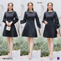 ราคา TW19575 Dress เดรสสั้นแขนยาว รีดเพชรทั้งตัว (21357848239)