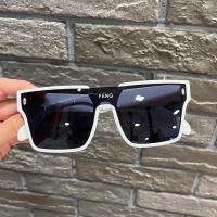 ราคา แสงแดดสำหรับเด็ก แฟชั่น สี่เหลี่ยม แว่นตา ต่อต้านยูวี แว่นตากันแดด เด็กผู้ชาย สาว แว่นตา สีดำ สีเหลือง (21308653153)