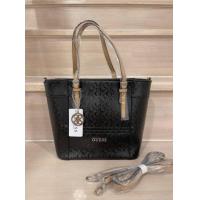 ราคา กระเป๋าสะพายข้างเกรส Guess ทรงช้อปปิ้ง งานแท้ Outlet อุปกรณ์ ป้ายแบรนด์ ถุงผ้า ขนาด ฐาน 9 นิ้ว ปาก 11 นิ้ว ไซส์กลาง มี 4 สี ดำ ทอง ชมพู ขาว (21298434462)